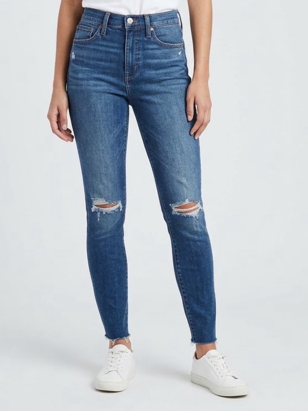 Madewell 10” Roadtripper Distressed Skinny Jeans in Blue Waist 28